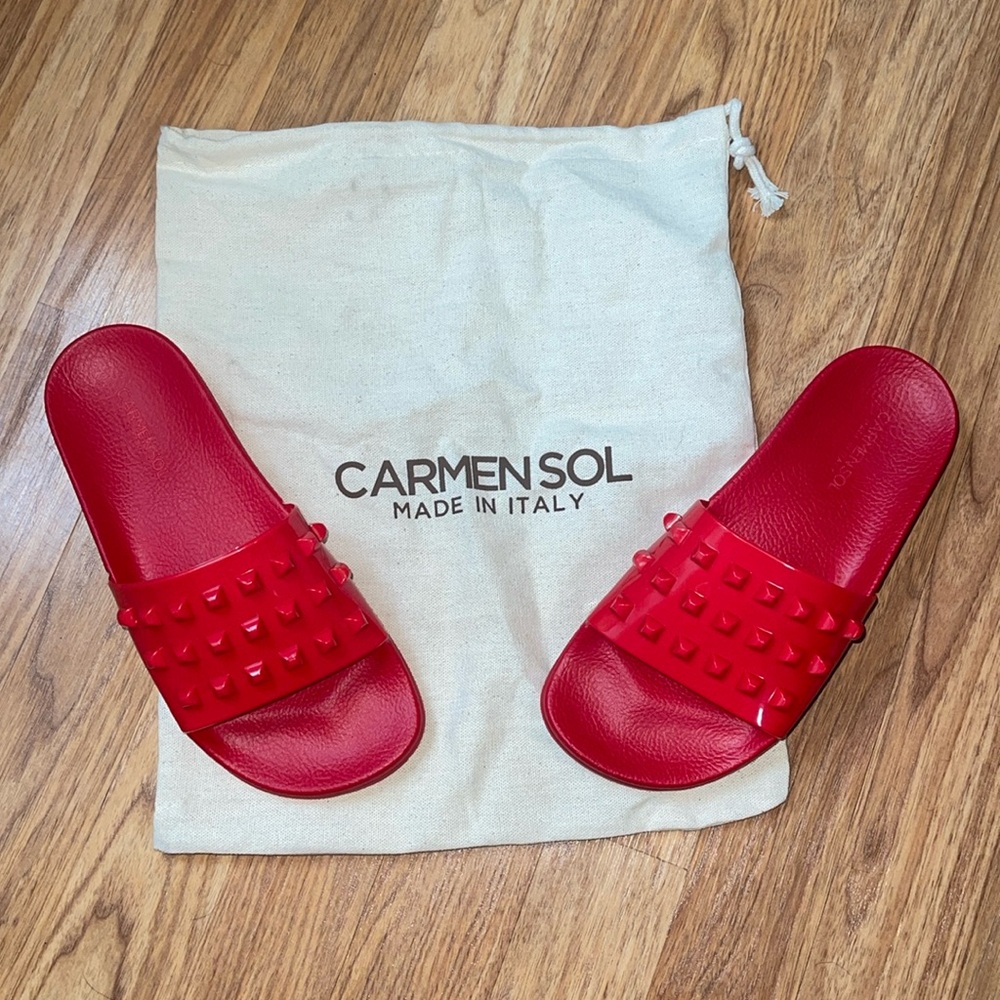 NWOT Carmen Sol Red Jelly Sandals